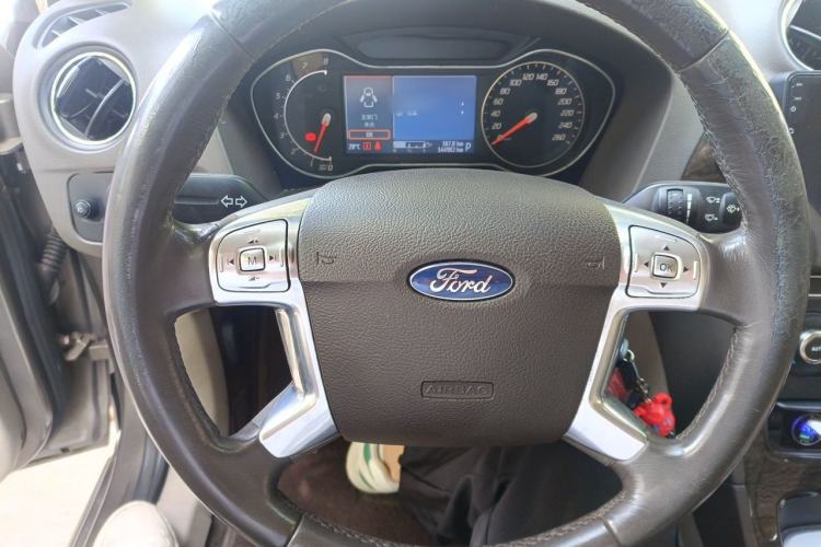 Used Ford Mondeo 2011 2.0L GTDi 200 Fashion Edition Steering Wheel
