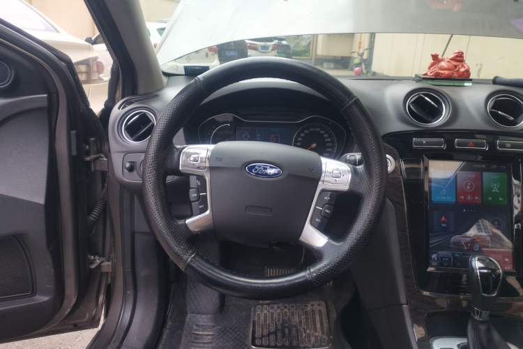 Used Ford Mondeo 2011 2.0L GTDi 200 Luxury Edition Steering Wheel