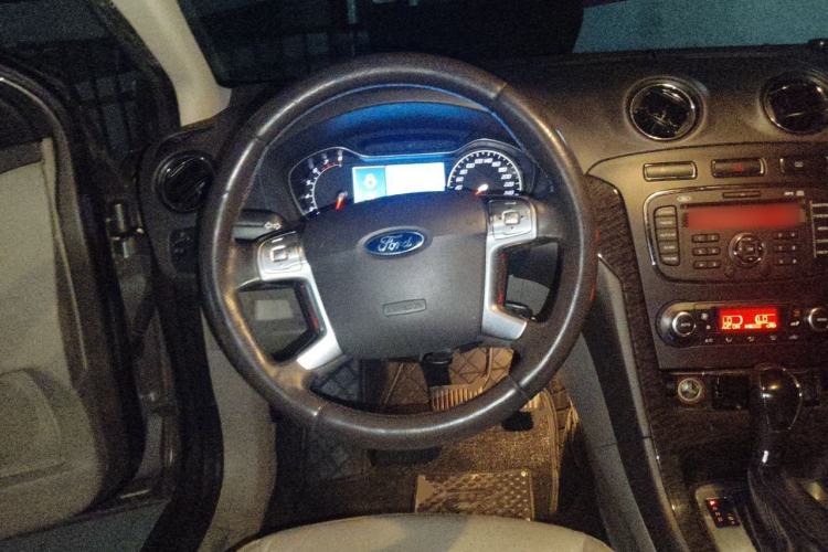 Used Ford Mondeo 2011 2.0L GTDi 200 Fashion Edition Steering Wheel