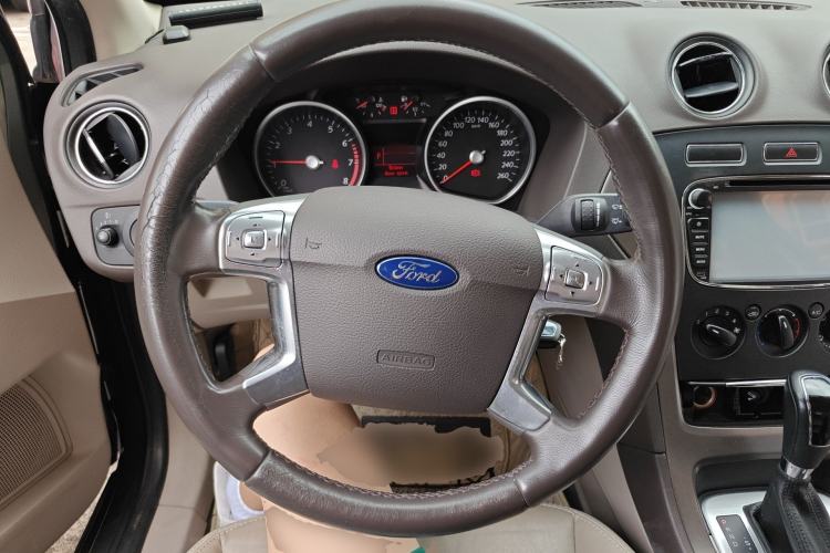 Used Ford Mondeo 2011 2.3L Fashion Edition Steering Wheel