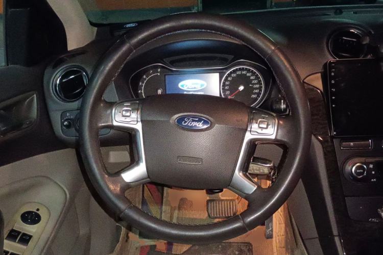Used Ford Mondeo 2011 2.0L GTDi 200 Fashion Edition Steering Wheel