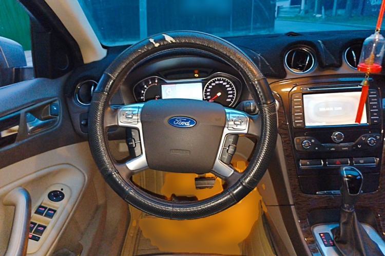 Used Ford Mondeo 2011 2.0L GTDi 200 Luxury Edition Steering Wheel