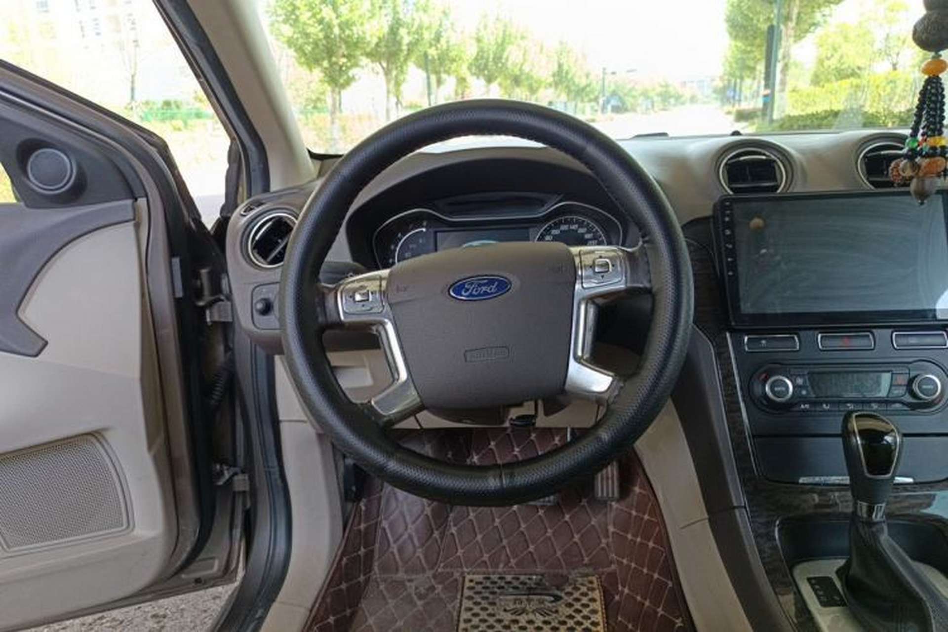 Used Ford Mondeo 2011 2.0L GTDi 200 Fashion Edition Steering Wheel