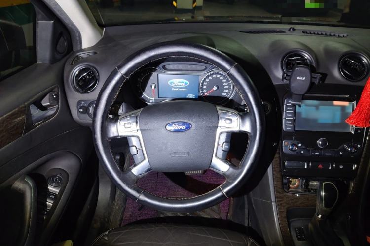 Used Ford Mondeo 2011 2.3L Luxury Model Steering Wheel