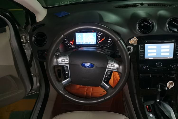 Used Ford Mondeo 2011 2.3L Luxury Model Steering Wheel