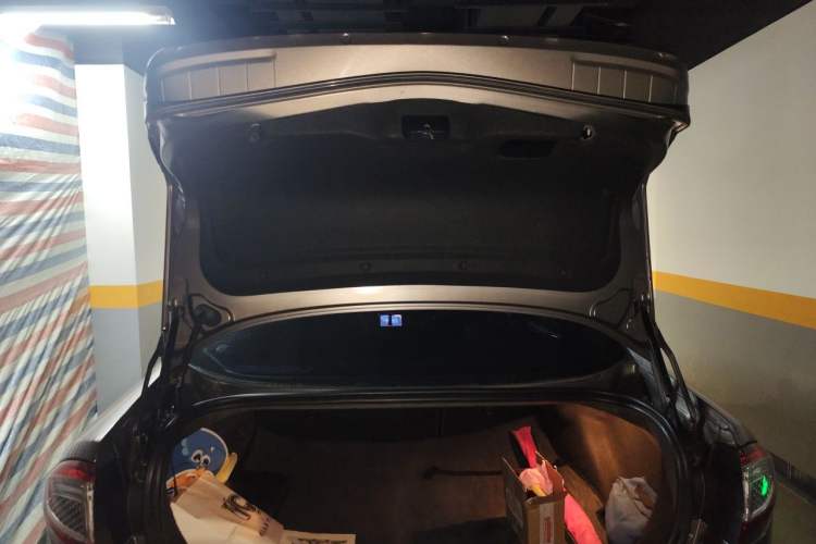 Used Ford Mondeo 2011 2.0L GTDi 200 Luxury Edition Trunk