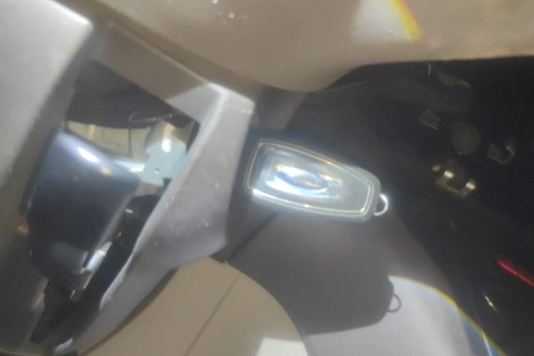 Used Ford Mondeo 2011 2.3L Fashion Edition Vehicle Key