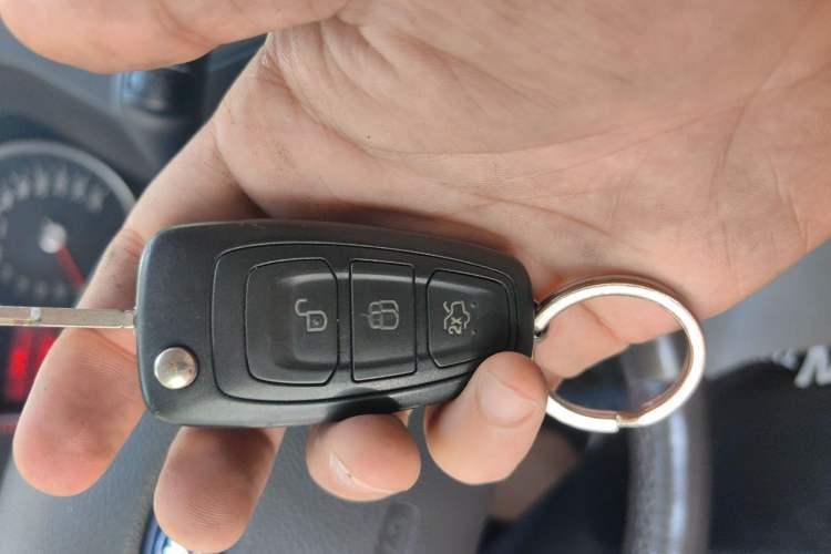 Used Ford Mondeo 2011 2.3L Fashion Edition Vehicle Key