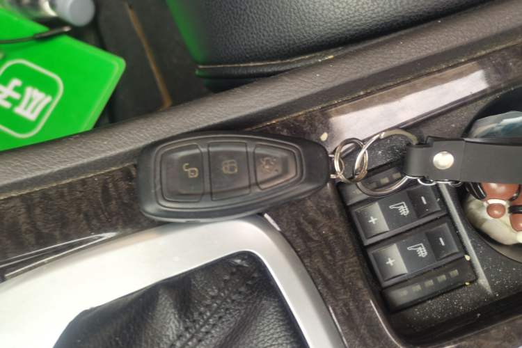 Used Ford Mondeo 2011 2.0L GTDi 200 Luxury Edition Vehicle Key