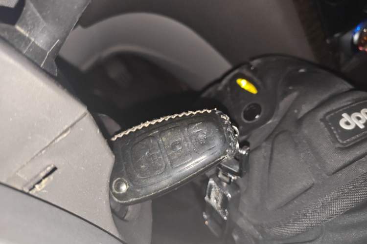 Used Ford Mondeo 2011 2.0L GTDi 200 Fashion Edition Vehicle Key