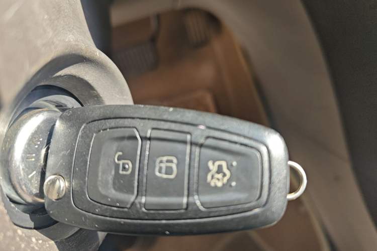 Used Ford Mondeo 2011 2.0L GTDi 200 Fashion Edition Vehicle Key