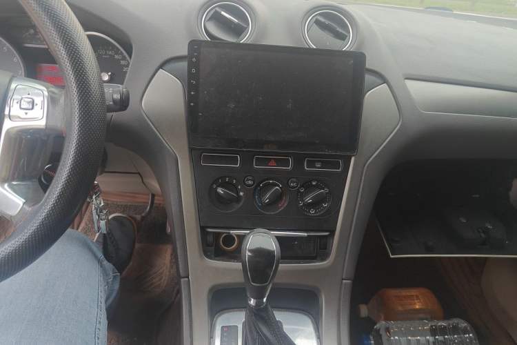 Used Ford Mondeo 2011 2.3L Fashion Edition Audio And AC Panel