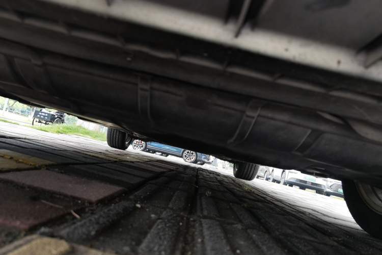Used Ford Mondeo 2011 2.0L GTDi 200 Fashion Edition Chassis Front
