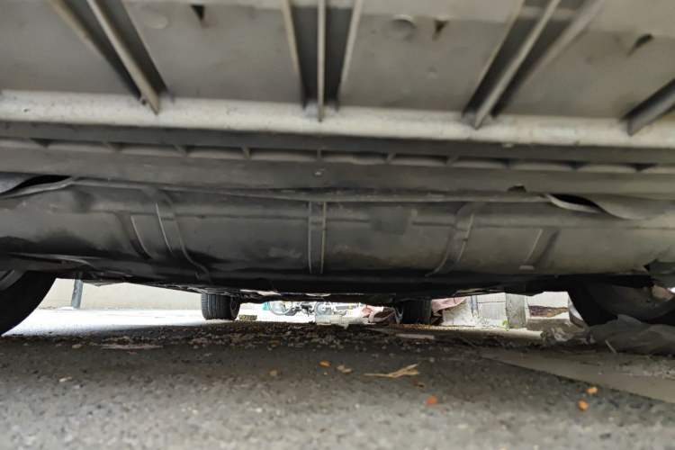 Used Ford Mondeo 2011 2.0L GTDi 200 Fashion Edition Chassis Front
