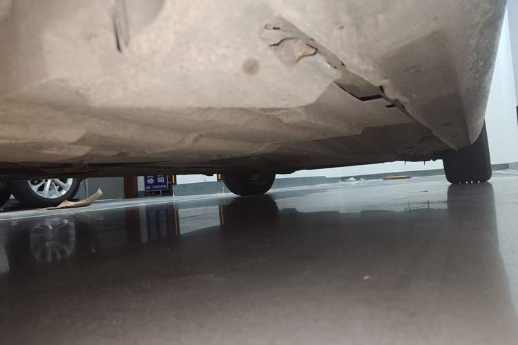 Used Ford Mondeo 2011 2.0L GTDi 200 Luxury Edition Chassis Front Left
