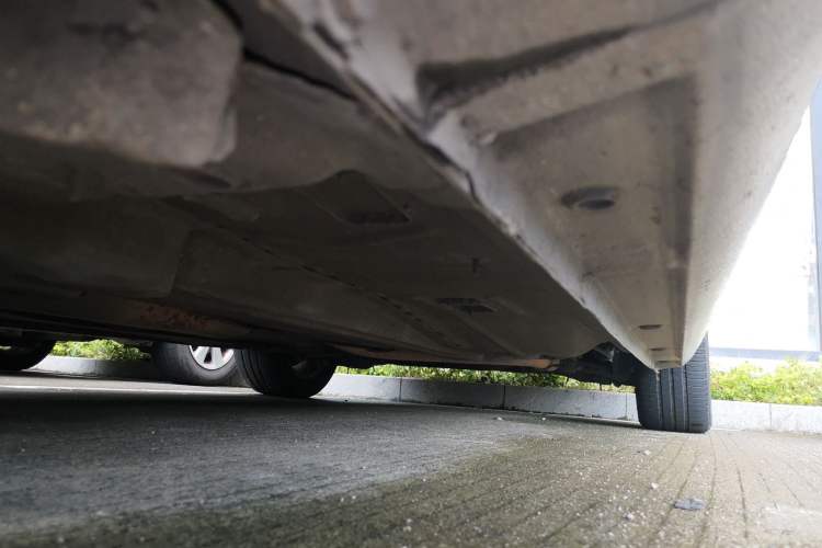Used Ford Mondeo 2011 2.3L Fashion Edition Chassis Front Left