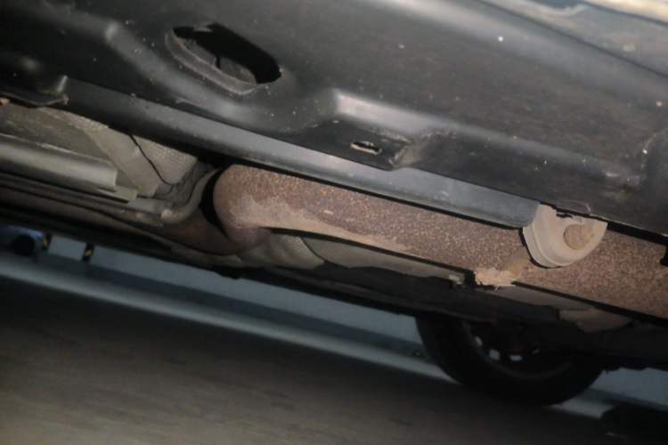 Used Ford Mondeo 2011 2.0L GTDi 200 Luxury Edition Chassis Front Left