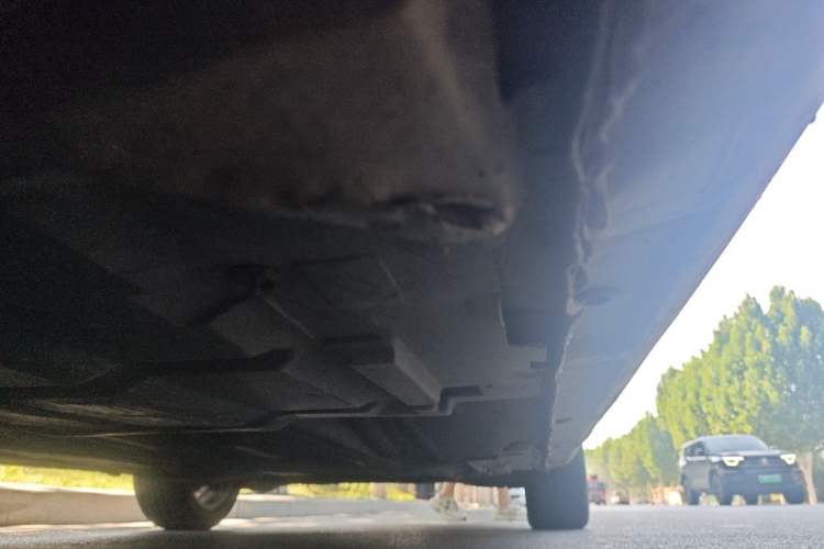 Used Ford Mondeo 2011 2.0L GTDi 200 Luxury Edition Chassis Front Left