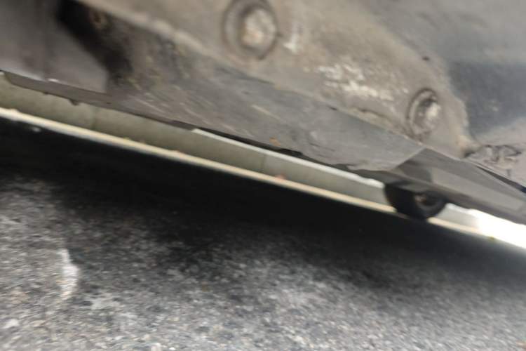 Used Ford Mondeo 2011 2.0L GTDi 200 Fashion Edition Chassis Front Left