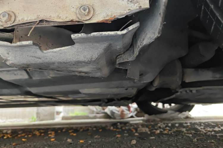 Used Ford Mondeo 2011 2.0L GTDi 200 Fashion Edition Chassis Front Right