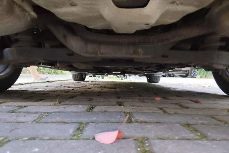 Used Ford Mondeo 2011 2.0L GTDi 200 Fashion Edition Chassis Rear