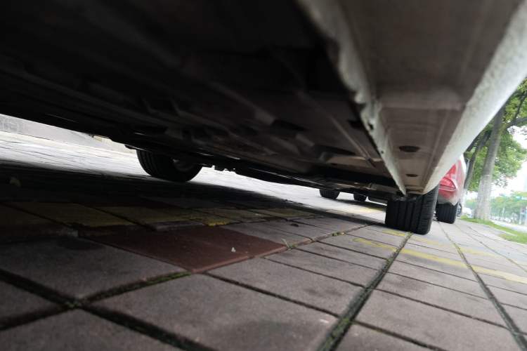 Used Ford Mondeo 2011 2.0L GTDi 200 Fashion Edition Chassis Rear Right