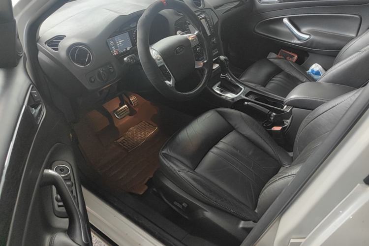 Used Ford Mondeo 2011 2.0L GTDi 200 Luxury Edition Driver Seat