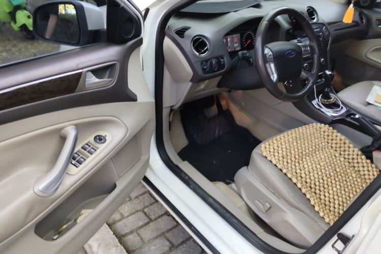 Used Ford Mondeo 2011 2.0L GTDi 200 Fashion Edition Driver Seat