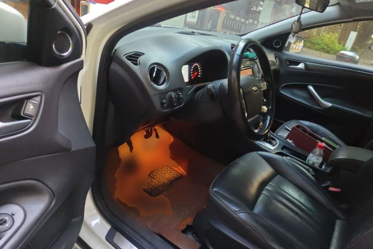 Used Ford Mondeo 2011 2.0L GTDi 200 Luxury Edition Driver Seat
