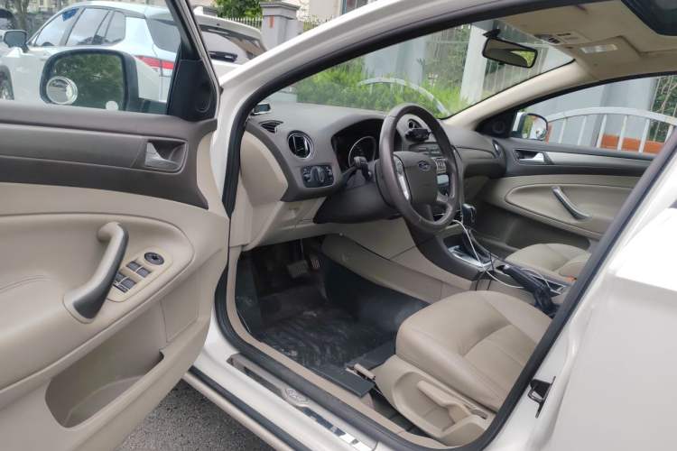 Used Ford Mondeo 2011 2.3L Fashion Edition Driver Seat