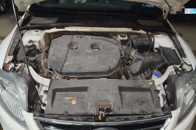 Used Ford Mondeo 2011 2.0L GTDi 200 Fashion Edition Engine Bay
