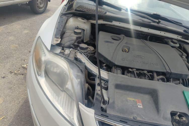 Used Ford Mondeo 2011 2.3L Fashion Edition Engine Bay Right