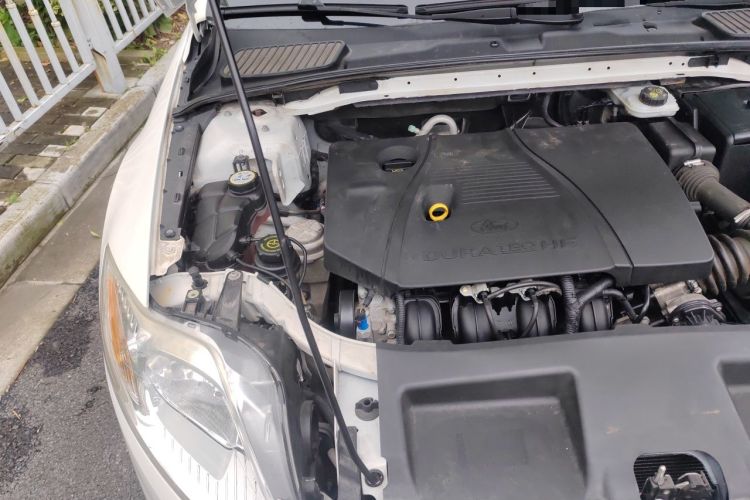 Used Ford Mondeo 2011 2.3L Fashion Edition Engine Bay Right