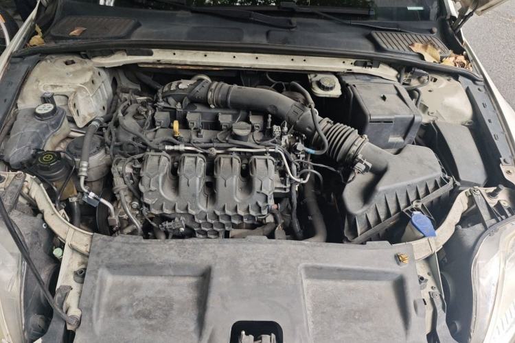 Used Ford Mondeo 2011 2.0L GTDi 200 Fashion Edition Engine Bay