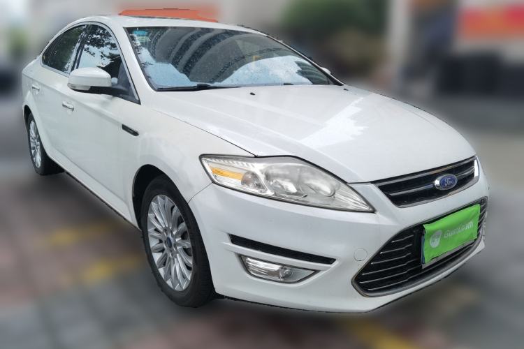 Used Ford Mondeo 2011 2.0L GTDi 200 Fashion Edition Front Right 45 Deg