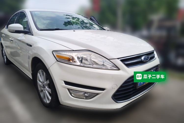 Used Ford Mondeo 2011 2.3L Fashion Edition Front Right 45 Deg