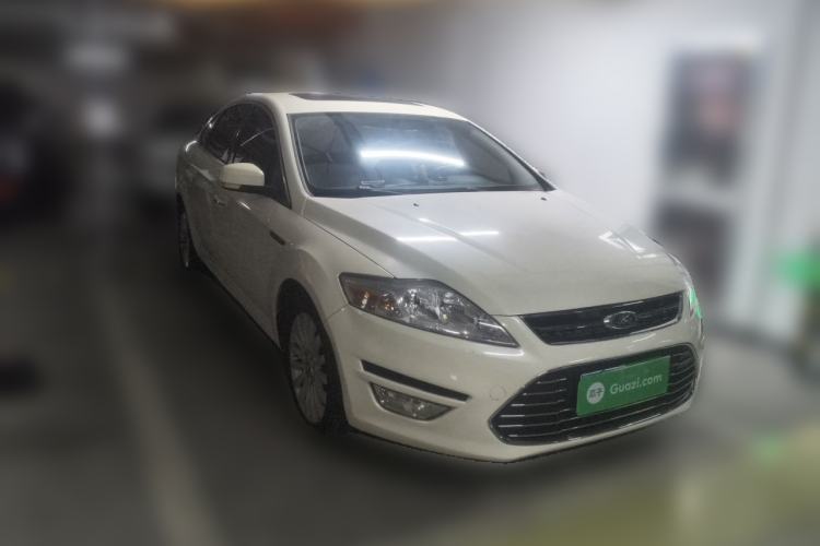 Used Ford Mondeo 2011 2.0L GTDi 200 Fashion Edition Front Right 45 Deg