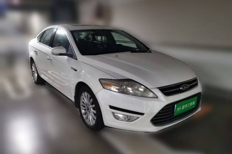 Used Ford Mondeo 2011 2.3L Luxury Model Front Right 45 Deg