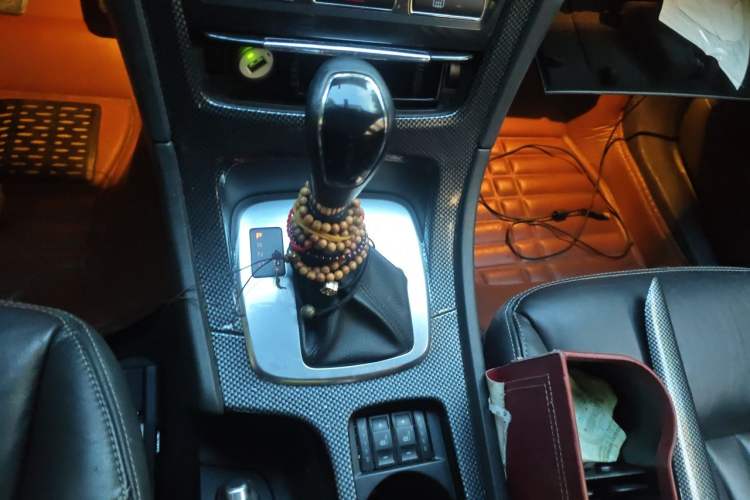 Used Ford Mondeo 2011 2.0L GTDi 200 Luxury Edition Gear Lever
