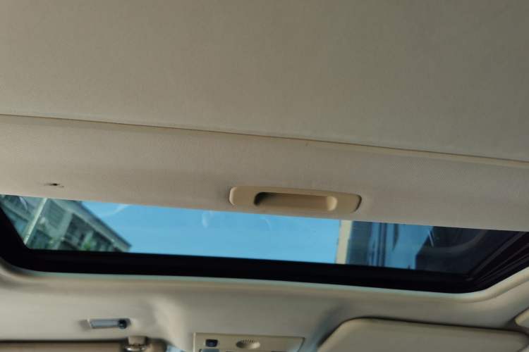 Used Ford Mondeo 2011 2.0L GTDi 200 Fashion Edition Headliner