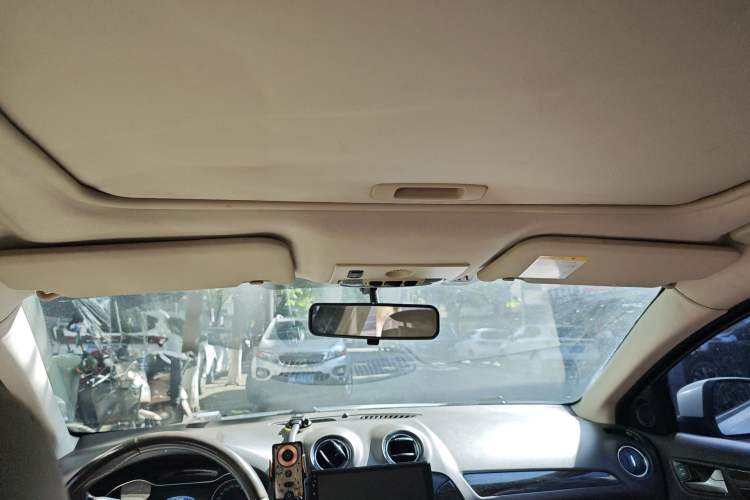 Used Ford Mondeo 2011 2.0L GTDi 200 Fashion Edition Headliner