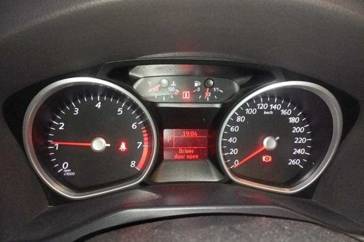 Used Ford Mondeo 2011 2.3L Fashion Edition Instrument Cluster