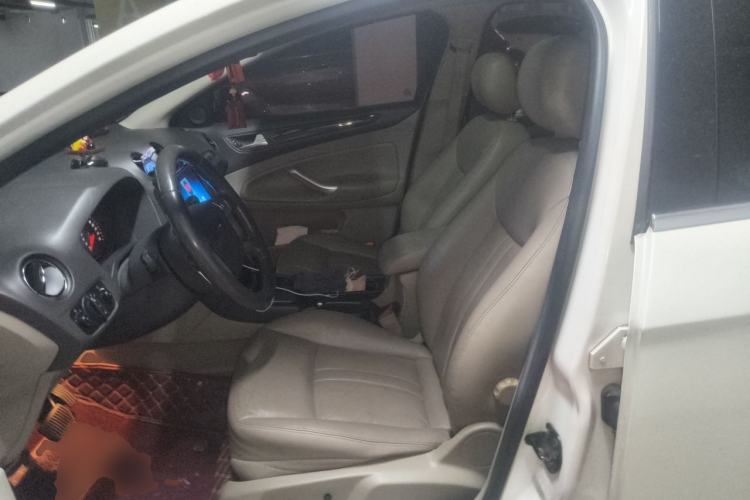 Used Ford Mondeo 2011 2.0L GTDi 200 Fashion Edition Left Front Seat