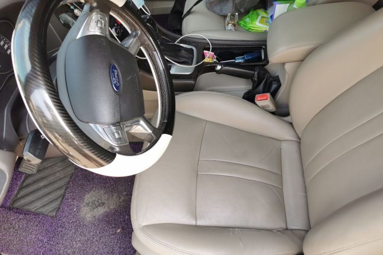 Used Ford Mondeo 2011 2.0L GTDi 200 Fashion Edition Left Front Seat