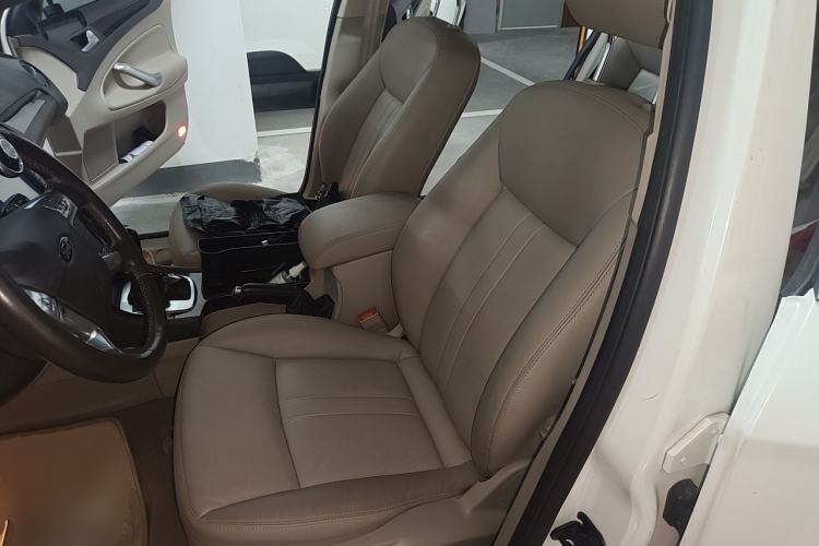 Used Ford Mondeo 2011 2.0L GTDi 200 Luxury Edition Left Front Seat