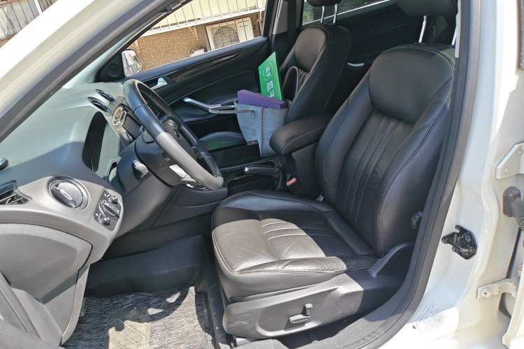 Used Ford Mondeo 2011 2.3L Luxury Model Left Front Seat