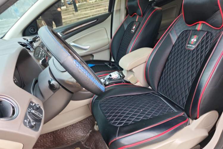 Used Ford Mondeo 2011 2.0L GTDi 200 Fashion Edition Left Front Seat