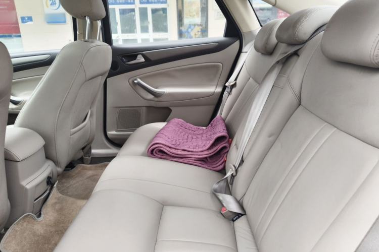 Used Ford Mondeo 2011 2.3L Fashion Edition Left Rear Seat