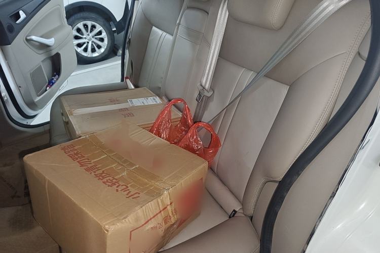 Used Ford Mondeo 2011 2.0L GTDi 200 Luxury Edition Left Rear Seat