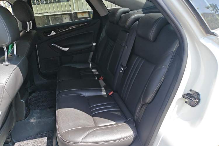 Used Ford Mondeo 2011 2.3L Luxury Model Left Rear Seat
